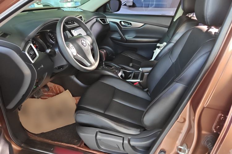 Used Nissan X-Trail 2015 2.0L CVT Comfort MAX Edition 2WD