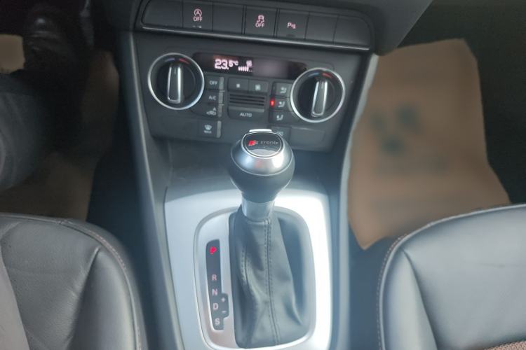 Used Audi Q3 2017 30 TFSI Fashion Model
