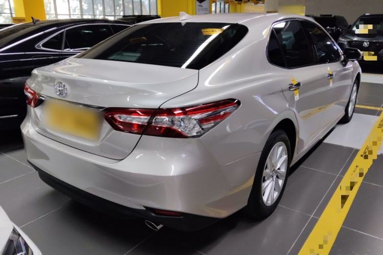 Used Toyota Camry 2021 2.0G Luxury Edition