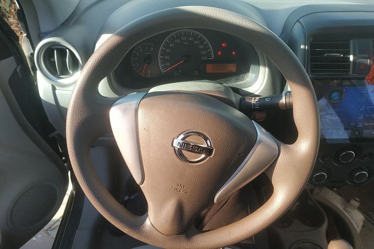 Used Nissan Sunny 2016 1.5XE Manual Leading Edition
