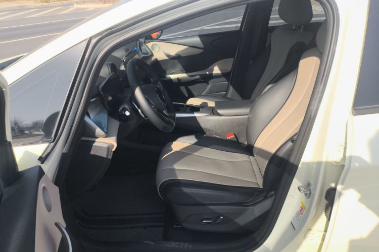 Used BYD Dolphin 2025 Smart Drive Version 420 km Freedom Edition
