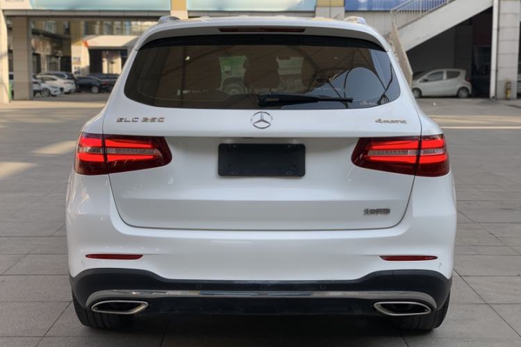 Used Mercedes-Benz GLC 2018 GLC 260 4MATIC Luxury Model
