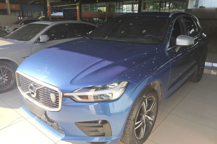 Used Volvo XC60 2019 T5 4x4 Smart & Dynamic Sport Edition China VI Standard
