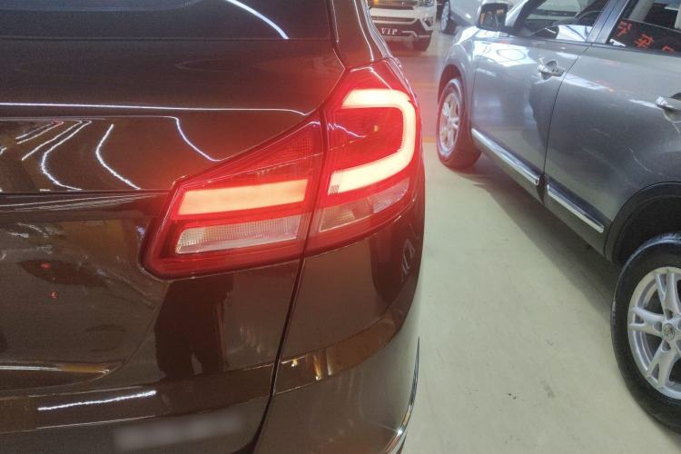 Used Chery Tiggo 5 2016 2.0L CVT Jiayue Edition
