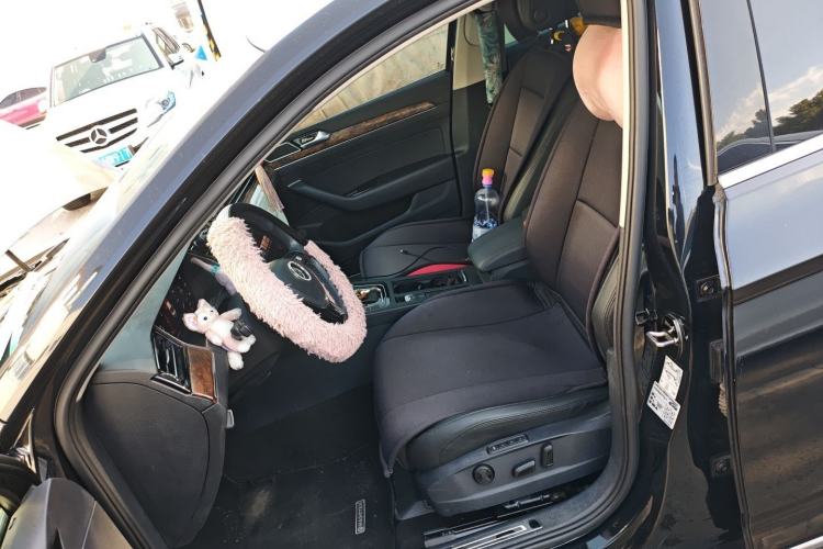 Used Volkswagen Magotan 2018 380TSI DSG Prestige Model
