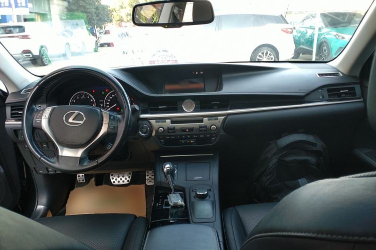 Used Lexus ES 2014 250 Comfort Edition
