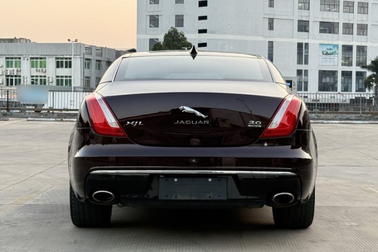 Used Jaguar XJ 2016 XJL 3.0 SC Four-Wheel Drive Panoramic Business Edition
