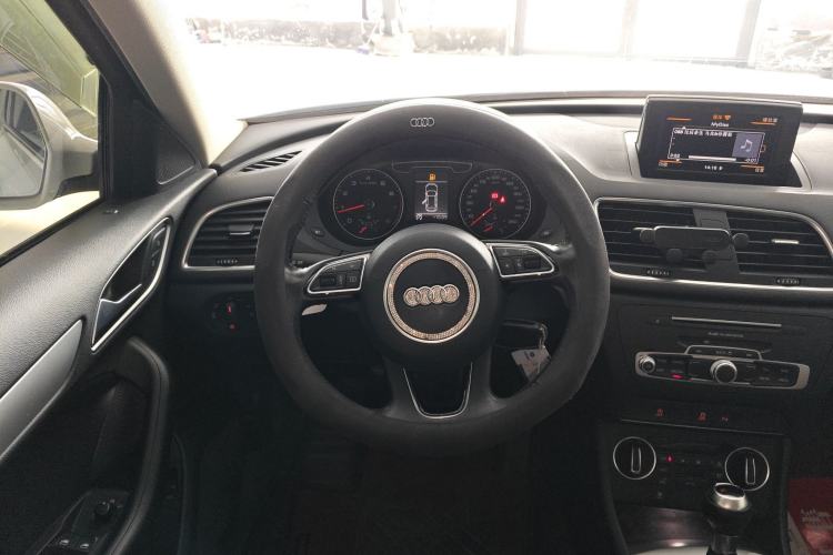 Used Audi Q3 2016 30 TFSI Fashion Model
