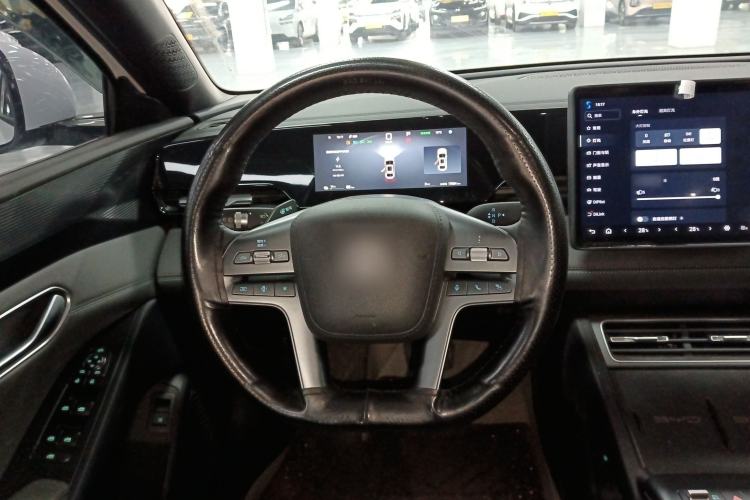 Used BYD Qin L 2025 EV 470KM Leading Edition
