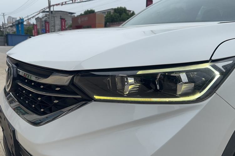 Used Dongfeng Aeolus AX7 2020 1.6T Automatic AI Navigation Model China VI Standard
