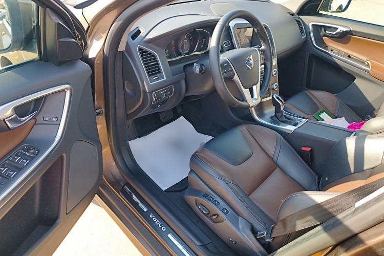 Used Volvo XC60 2016 T5 Smart Version
