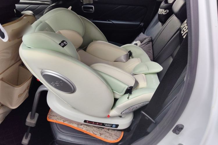 Used Mitsubishi Outlander 2019 2.0L Two-Wheel Drive Comfort Edition 5 Seats China VI Standard