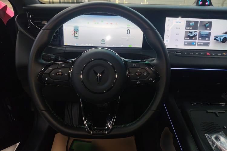 Used VOYAH FREE 2025 318 318 km Rear-Drive Touring Edition