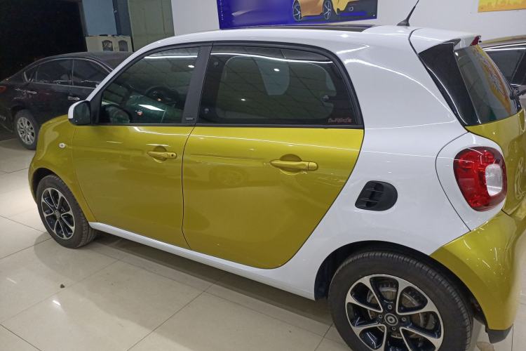 Used  forfour 2016 1.0L 52 kW Passion Edition