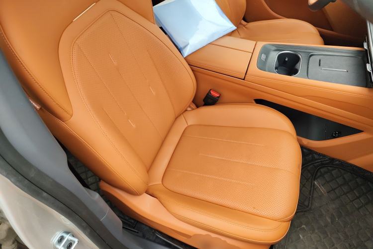 Used  eπ007 2025 Model Pure-Electric 565 All-Wheel-Drive Max Leading Edition