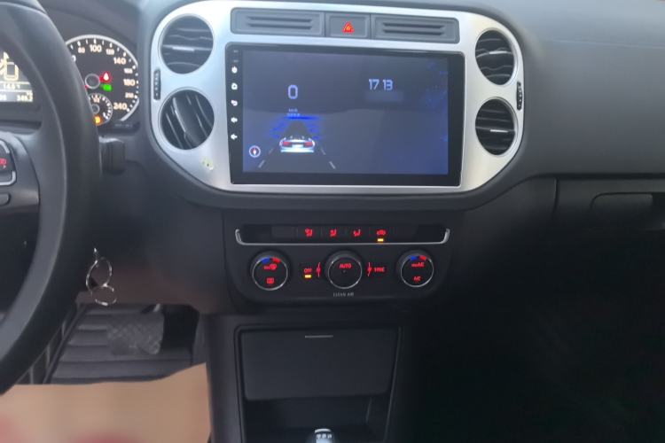 Used Volkswagen Tiguan 2016 280TSI Automatic Two-Wheel Drive Silk Road Comfort Edition
