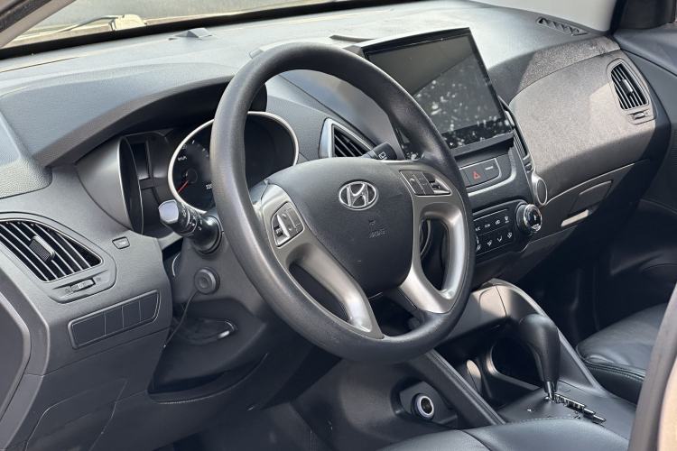 Used Hyundai ix35 2015 2.0L Automatic 2WD Comfort Edition China V Standard
