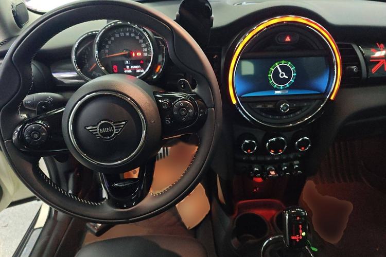 Used  MINI 2019 2.0T COOPER S Artist Five-Door Edition
