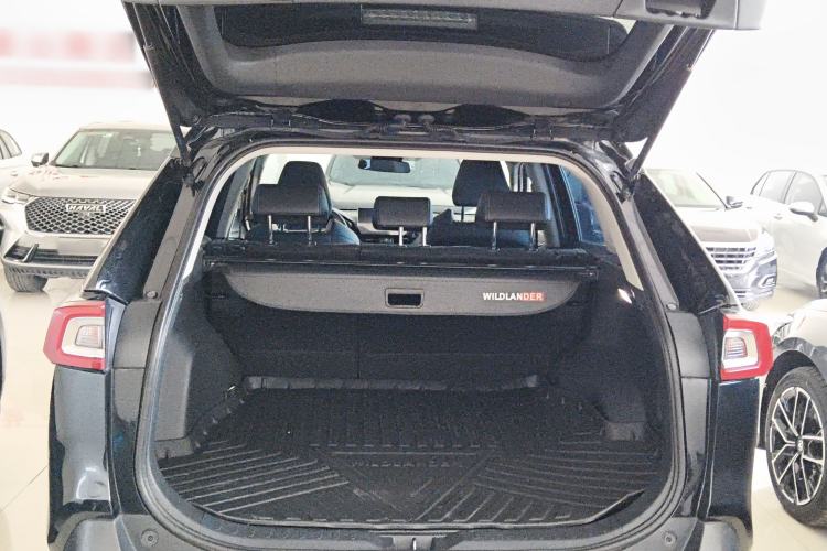 Used Toyota Wildlander 2023 2.0L CVT Two-Wheel Drive Luxury PLUS Edition