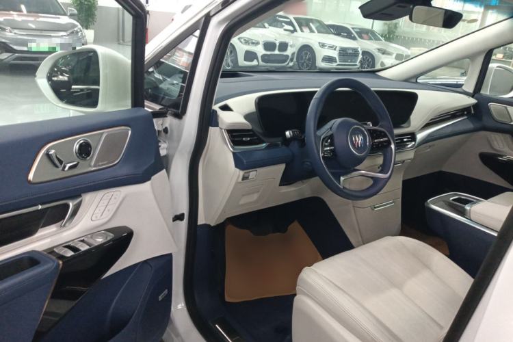 Used Buick Century 2025 2.0T Seven-Seater Yinshi Edition
