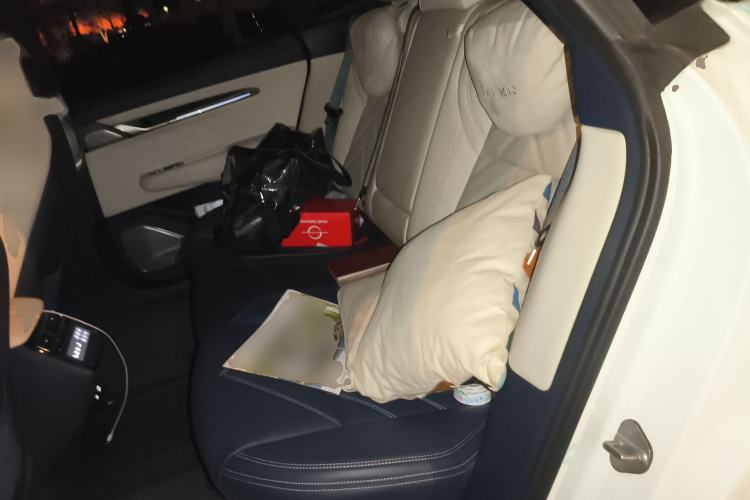 Used Zeekr 001 2022 Ultra-Long Range Dual-Motor YOU Version