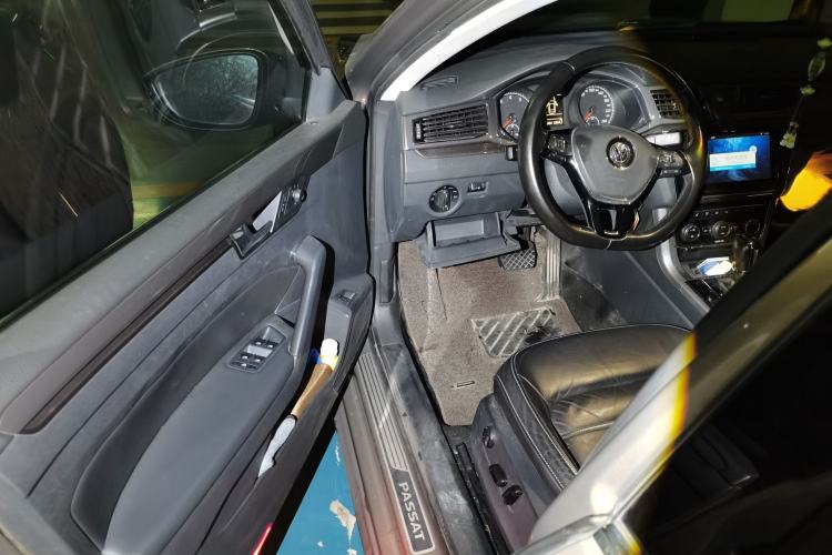 Used Volkswagen Passat 2016 330TSI DSG Luxury Edition