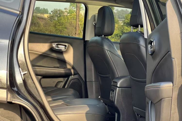 Used  Compass 2020 220T Automatic Elite Edition
