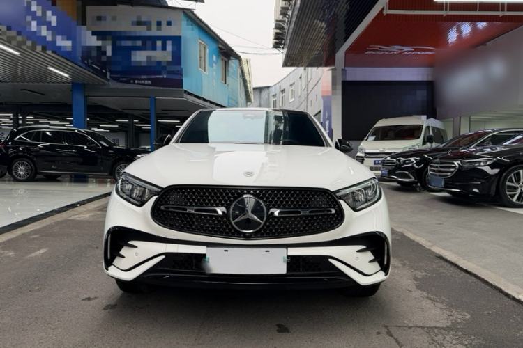 Used Mercedes-Benz GLC Coupe 2025 GLC 260 4MATIC Coupe SUV
