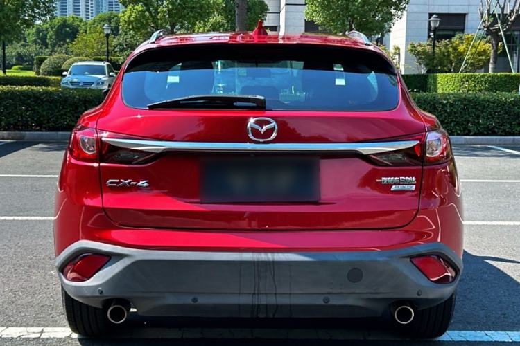 Used Mazda CX-4 2018 2.0L Automatic Two-Wheel Drive Blue Sky Premium Upgrade Version China V Standard
