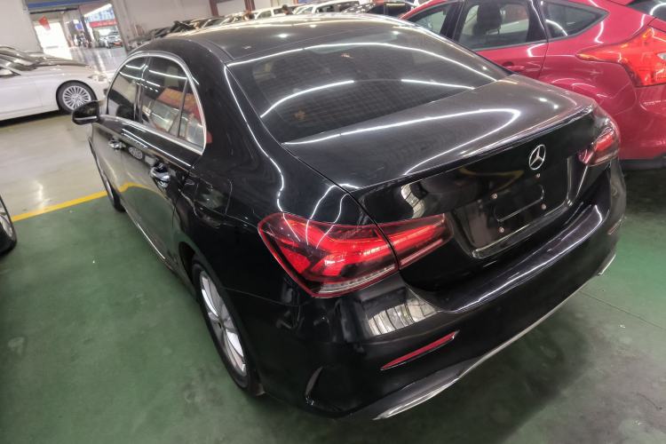 Used Mercedes-Benz A-Class 2020 Restyled A 200 L Sport Sedan Fashion Version
