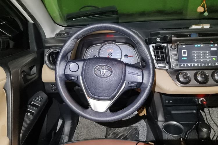 Used Toyota RAV4 2015 2.0L CVT Two-Wheel Drive Urban Edition