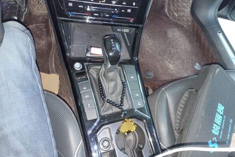 Used Volkswagen Passat 2022 330TSI Starry Luxury Edition
