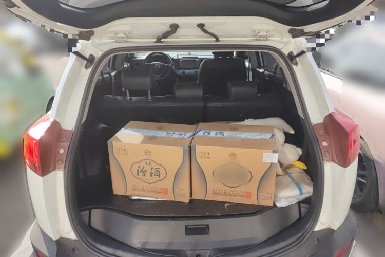 Used Toyota RAV4 2015 2.0L CVT Two-Wheel Drive Fashion Edition