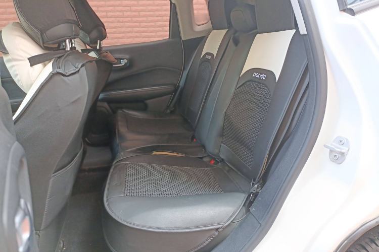 Used  Compass 2019 200T Automatic Family Edition - Connected Large Screen Version
