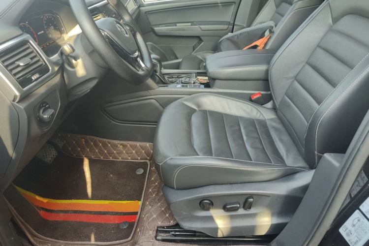 Used Volkswagen Teramont 2020 330TSI Two-Wheel-Drive Luxury Edition China VI Standard
