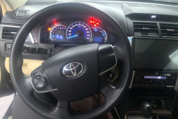 Used Toyota Camry 2015 2.0E Elite Edition
