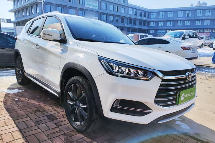 Used BYD Song New Energy 2019 Song DM 1.5TID Smart Connect Premium Model
