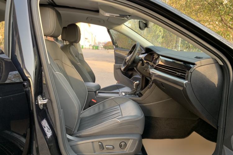 Used Volkswagen Passat 2023 Restyled 330TSI Starry Luxury Edition
