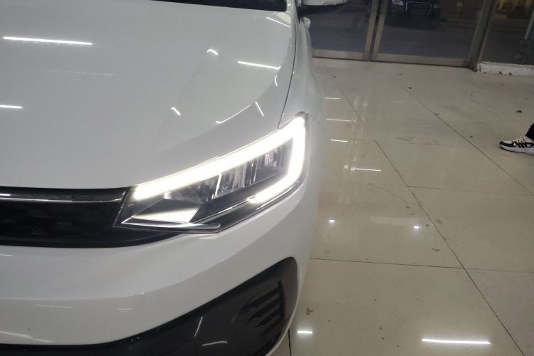 Used Volkswagen Lavida 2023 New Sharp 1.5L Automatic Excellent New Edition