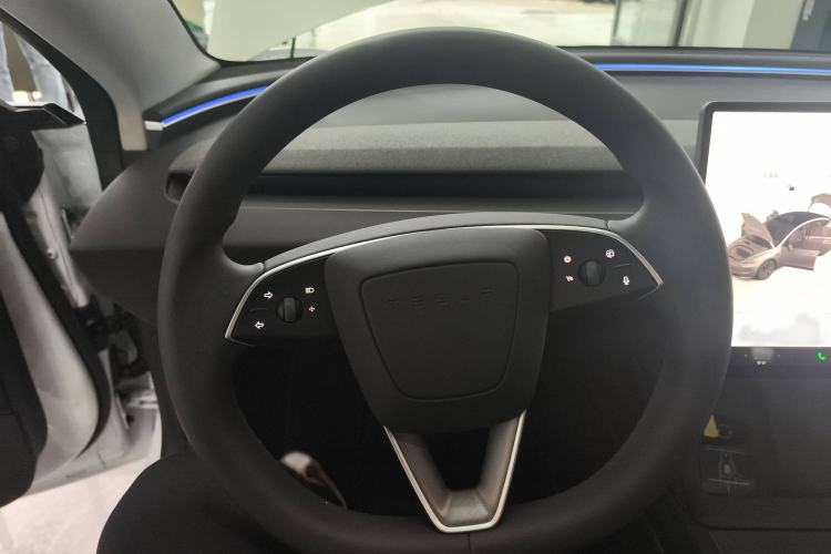 Used Tesla Model 3 2023 Rear-Wheel-Drive Version
