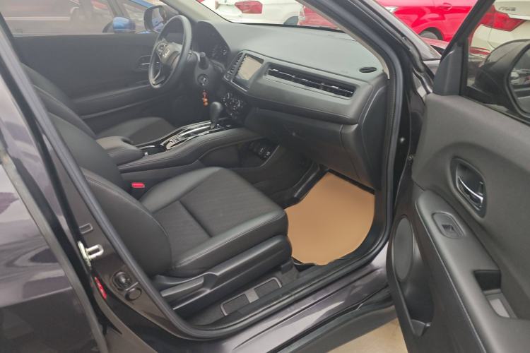 Used Honda Vezel 2020 1.5L CVT Pioneer Edition
