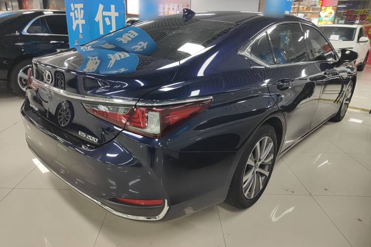Used Lexus ES 2020 200 Excellence Edition