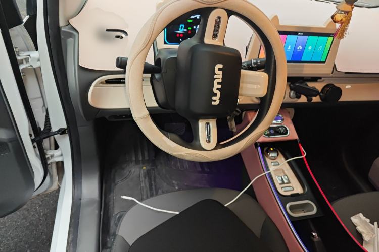 Used  Lumin 2023 301km Honey Dew Edition