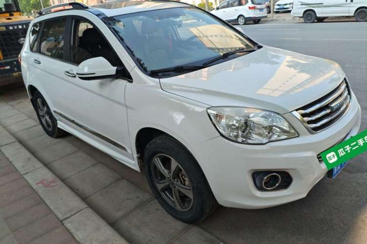 Used Haval H6 2015 Upgraded Model 1.5T Manual Two-Wheel Drive Elite Version
