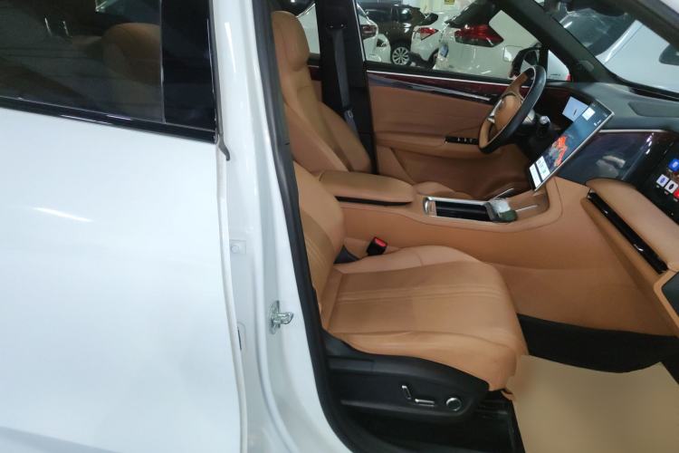 Used  L7 2025 EM-i 115km Exploration+ Edition