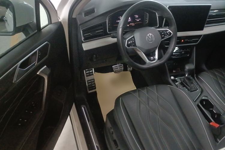 Used Volkswagen Tiguan L 2022 330TSI Automatic Two-Wheel Drive R-Line Enhanced Edition
