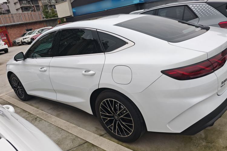 Used BYD Qin L 2024 DM-i 120KM Excellence Model
