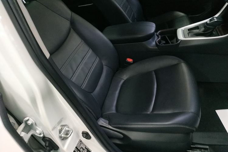 Used Toyota RAV4 2020 2.0L CVT Two-Wheel Drive Prestige Edition
