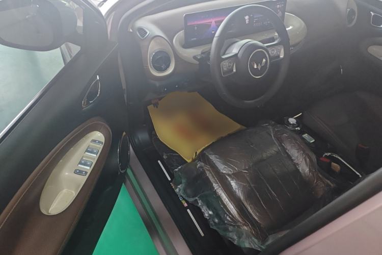 Used Wuling Bingo 2023 333 km Lingxi Connected Version

