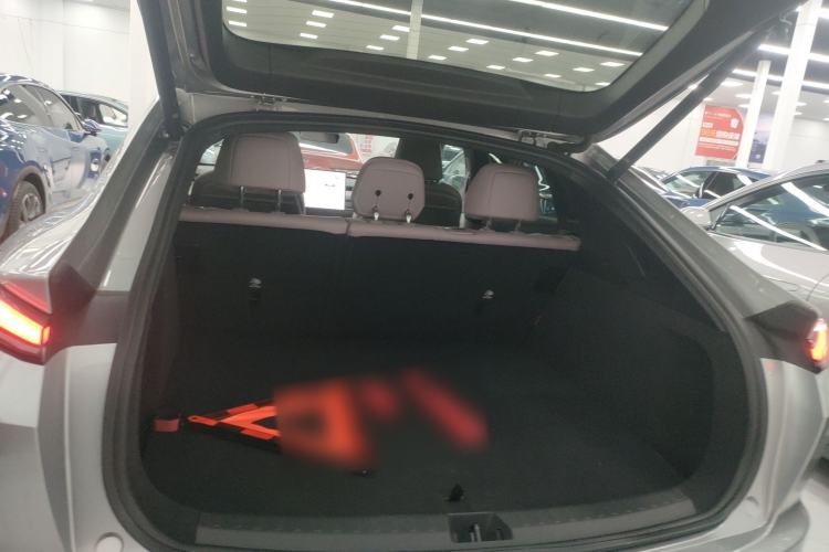 Used ONVO L60 2024 60 kWh Rear-Drive Version
